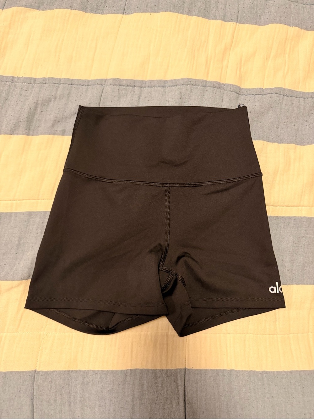 Alo Yoga Airlift Energy Short
XXS Black High Waisted
Biker Shorts